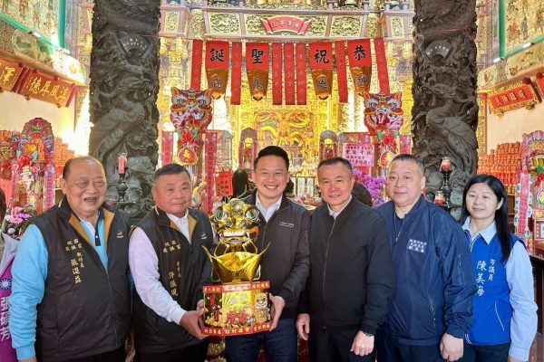 桃園市副市長蘇俊賓參加桃園鎮撫宮保安廣澤尊王聖誕千秋法會。（取材自桃園縣政府網站）