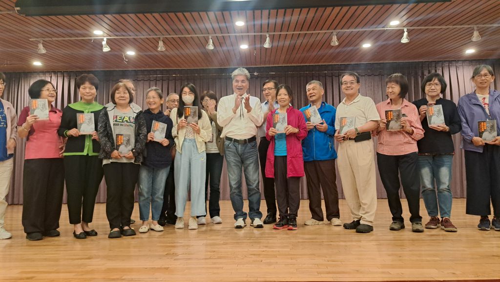 《對地球布施》專題演講吸引民眾熱烈參與。（取材自臺中市政府文化局網站）