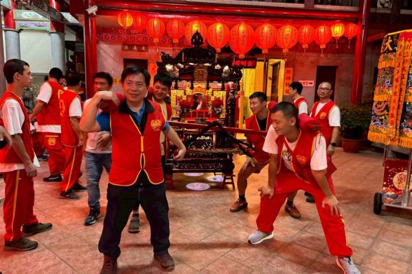 「台灣好行祈福文化小旅行」安排在地社頭夜練文化體驗活動，讓民眾能夠深入了解在地文化。（取材自桃園市政府網站）