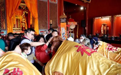 春祭大成至聖先師孔子釋奠典禮登場 「拔智慧毛」祈求智慧