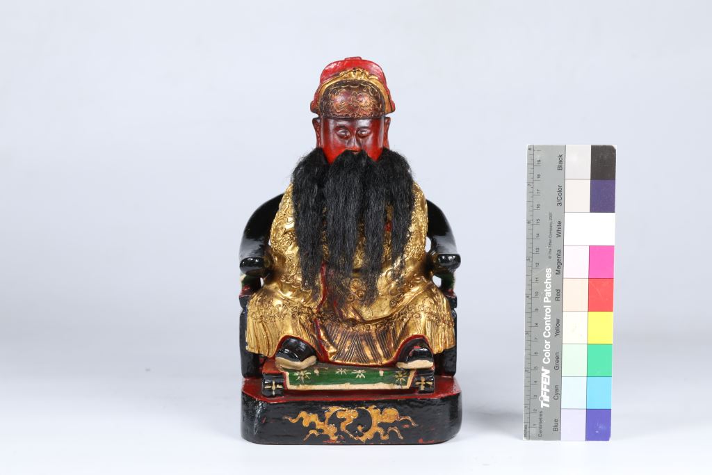 花蓮市延平王廟開基延平王神像展現泉州派製作特色。（取材自花蓮縣文化局網站）